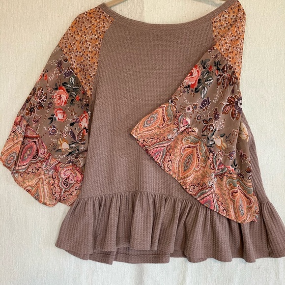 Umgee Floral Button-Front Short Sleeve Top main image 1